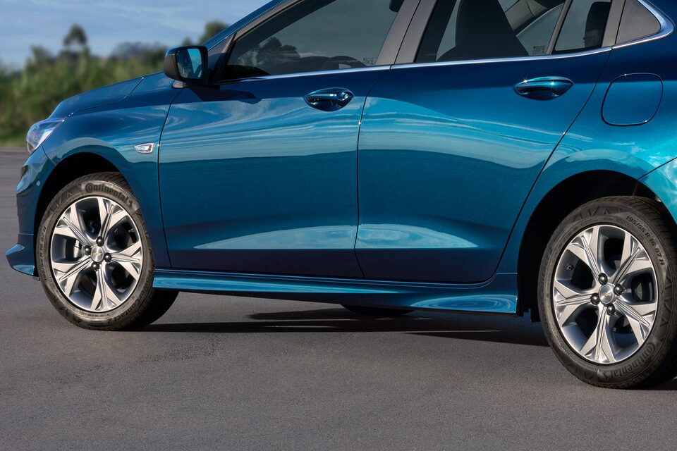 Chevrolet Onix Plus Accesorios Apariencia - Spoiler laterales de tu Auto Deportivo