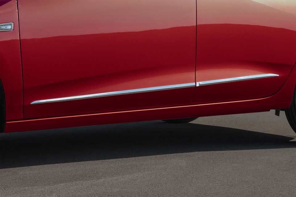 Chevrolet Onix Plus Accesorios Apariencia - Moldura de tu Auto Deportivo