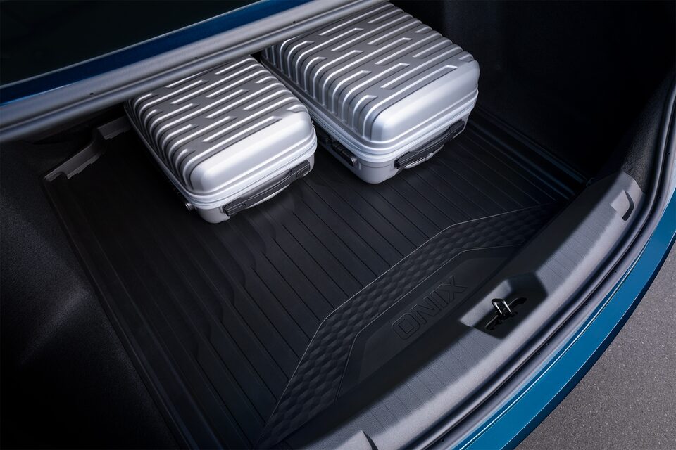 Chevrolet Onix Accesorios - Bandeja Termoformada con tu Combo Interior