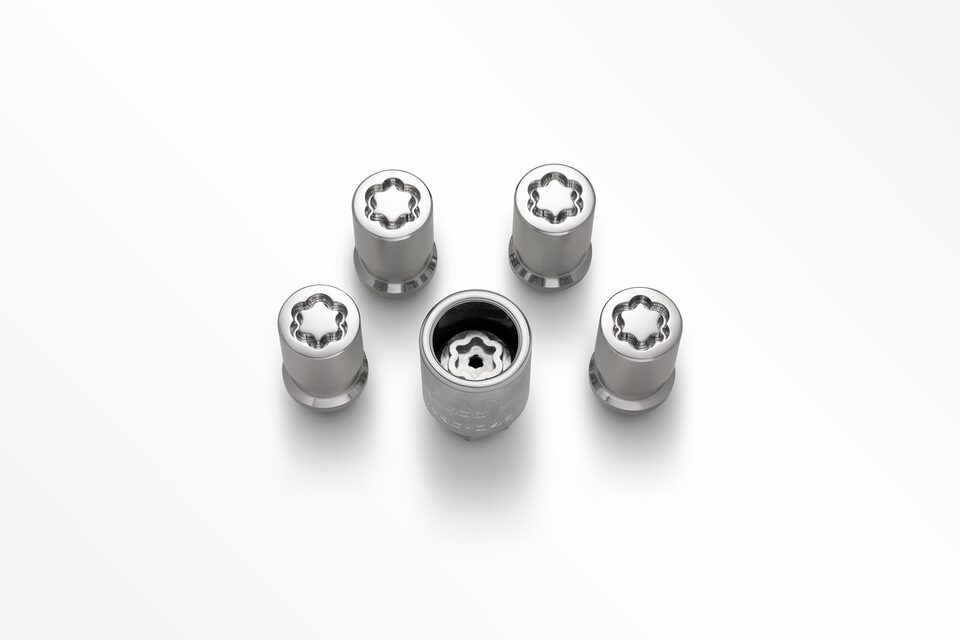 Chevrolet Onix Accesorios -  Tuercas con tu Combo Seguridad