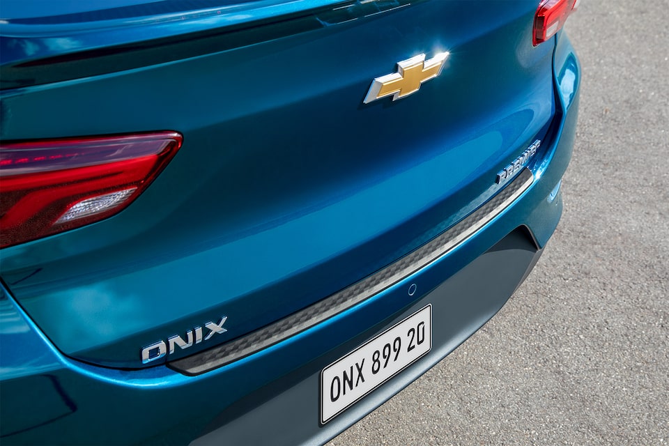 Chevrolet Onix Plus Accesorios Confort - 