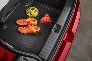 Chevrolet Onix Auto Moderno - Bandeja Termoforada con tu Combo de Accesorios de Seguridad