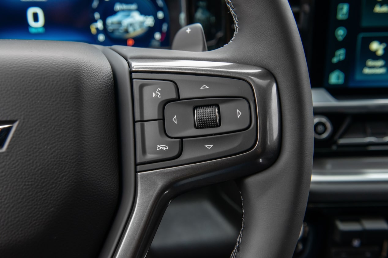 Vista completa del panel de la Chevrolet Silverado.