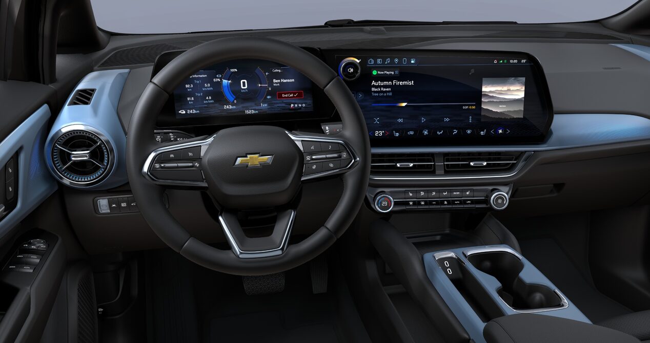 Cockpit High Tech Equinox EV