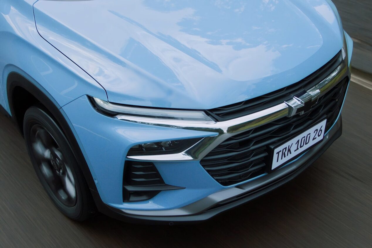 Frente Tracker 100 Anos Chevrolet