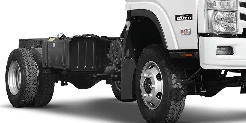 Chevrolet - NPS 816 4x4 - Seguridad