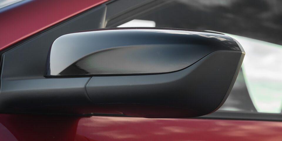 Espejos retrovisores del Chevrolet Onix.
