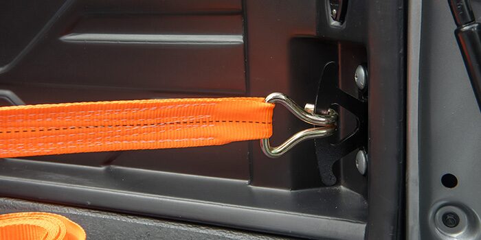 Accesorios de Carga - Chevrolet S10 - ganchos de suelo para revestimiento de caja