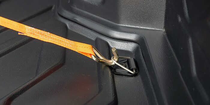 Accesorios de Carga - Chevrolet S10 - Kit ganchos de suelo revestimiento de caja