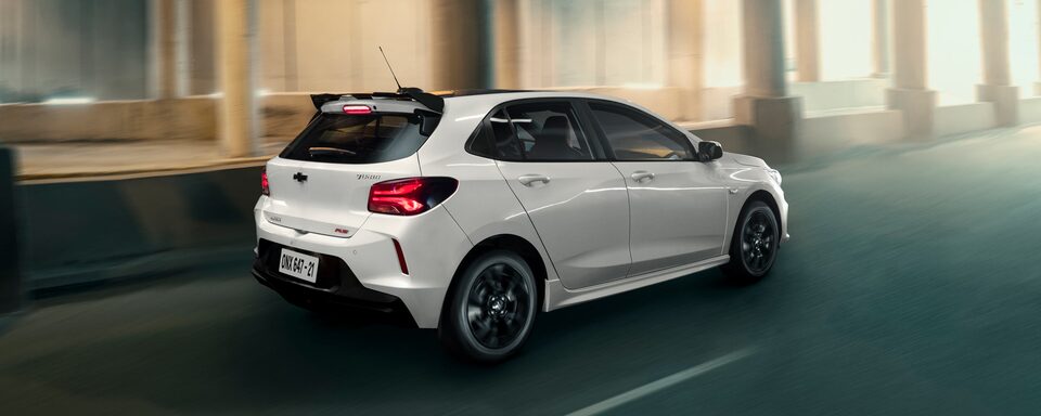 Chevrolet Ecuador - Onix HB RS