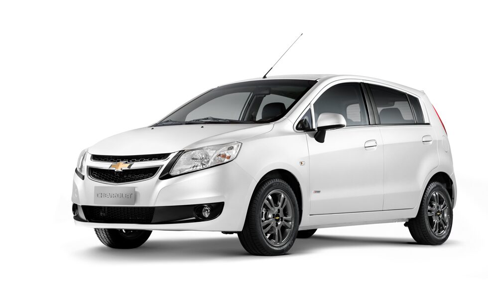 Sail Hatchback Chevrolet