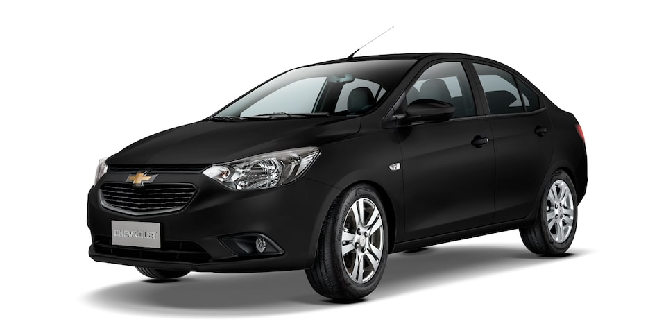 Chevrolet Sail - Exterior negro de tu carro elegante