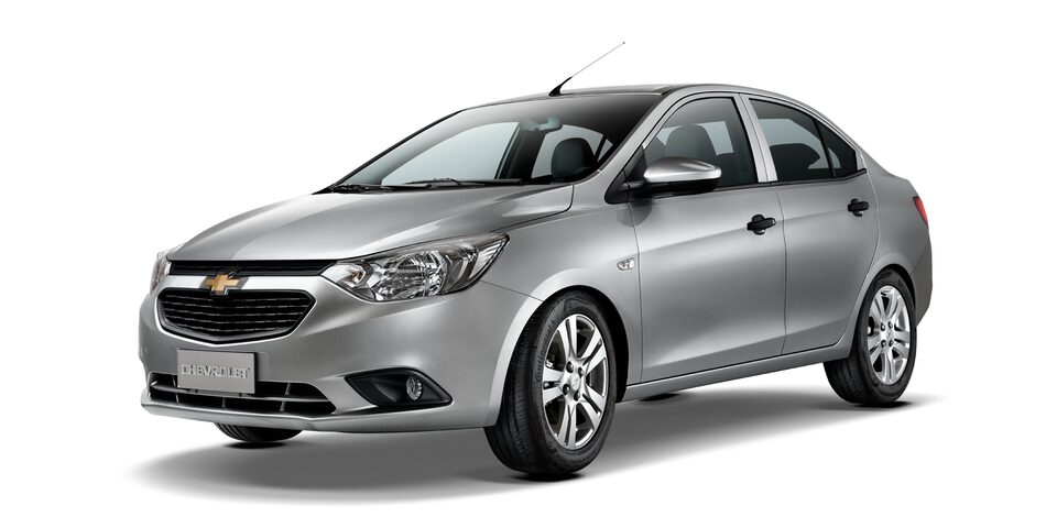 Chevrolet Sail - Exterior plateado de tu carro elegante