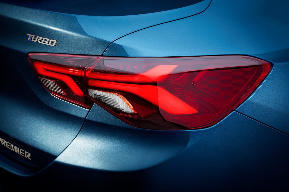Chevrolet Onix Sedán - Luces Traseras de tu auto familiar