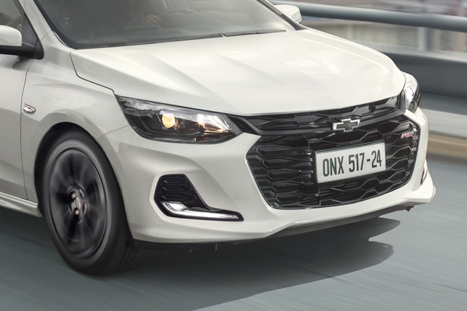 Detalle de la parrilla del Chevrolet Onix Turbo RS