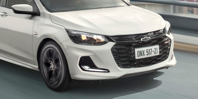 Frente del Chevrolet Onix Turbo RS
