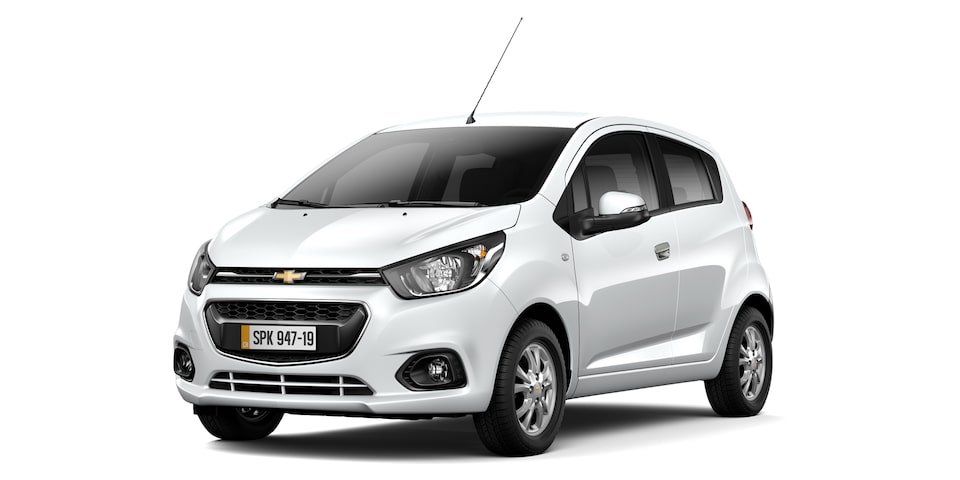 Chevrolet Spark GT - Color Blanco de tu Hatchback