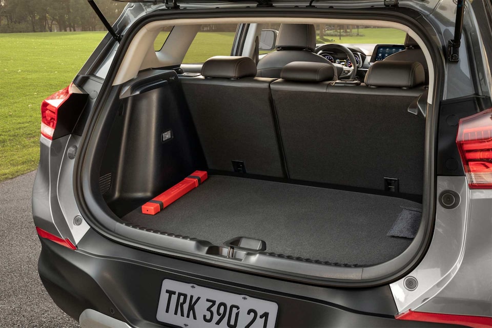 Chevrolet Tracker Turbo - Cajuela interior