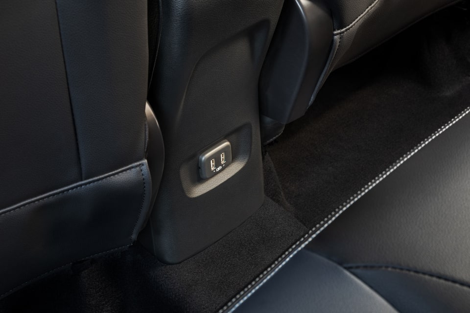 Chevrolet Tracker Turbo - USB