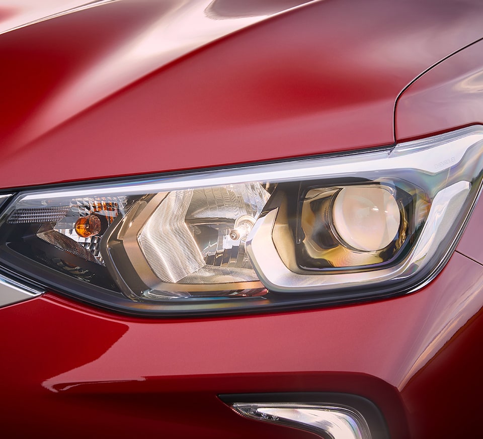 Chevrolet Tracker Turbo Accesorios Kit Elegance - Faros de tu Camioneta SUV