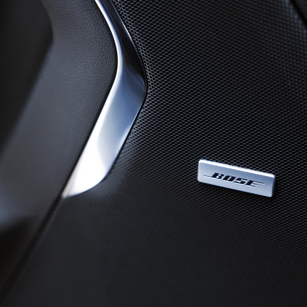 Imagen en detalle de una de las bocinas Bose.