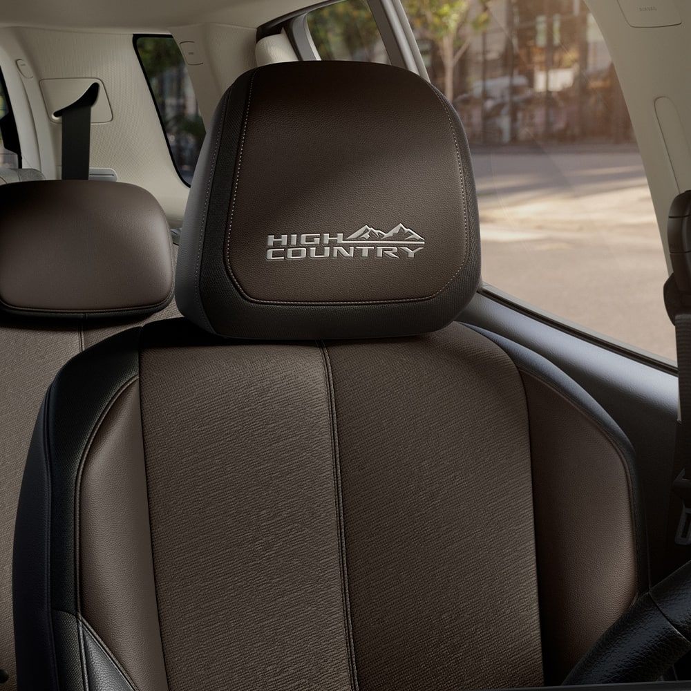 Vista cercana de los asientos de la Chevrolet Trailblazer.
