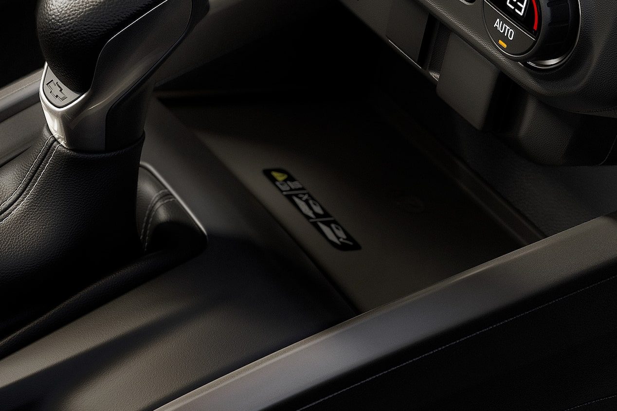 Vista en detalle del cargador inalámbrico de la Chevrolet Colorado.