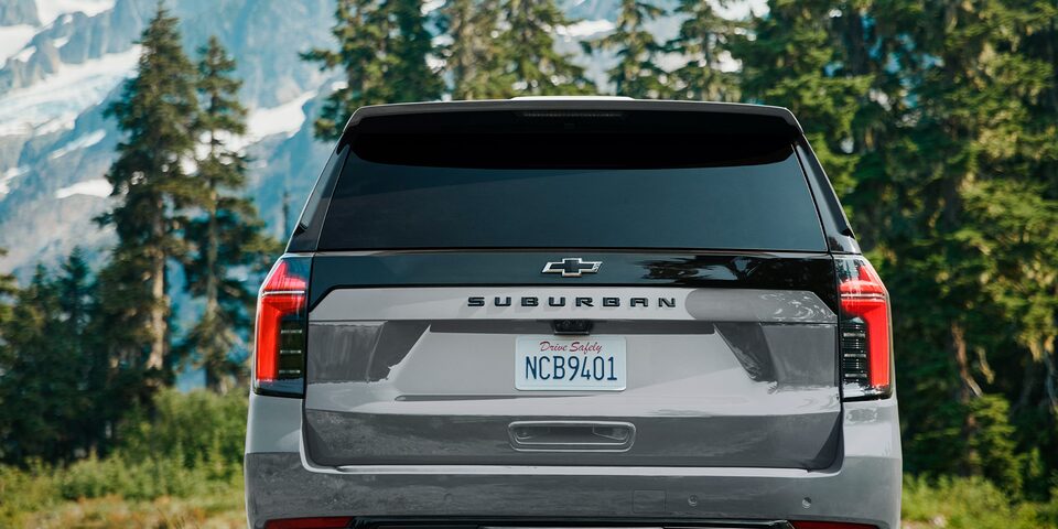 Vista trasera de la Chevrolet Suburban.