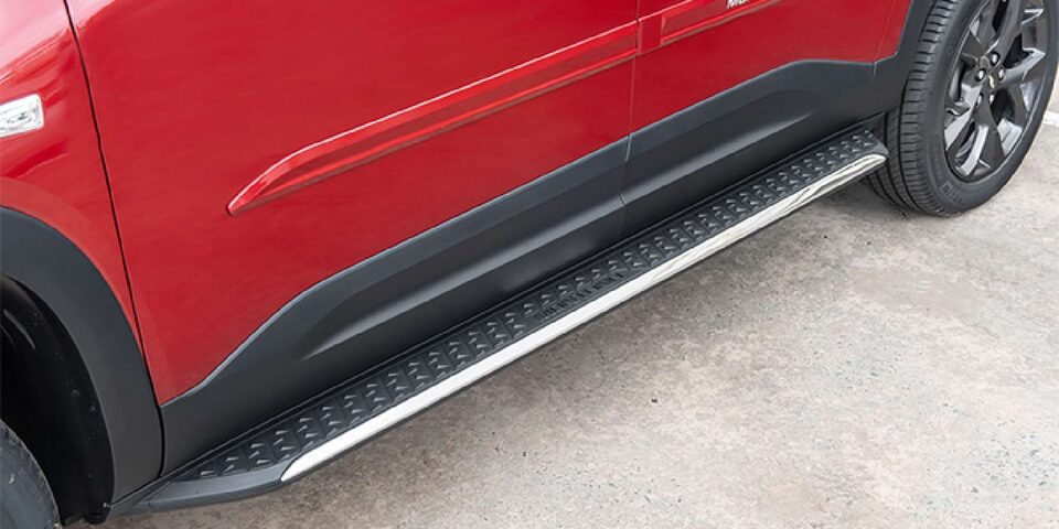 Mejora el diseño de tu camioneta Chevrolet Montana conlos estribos laterales