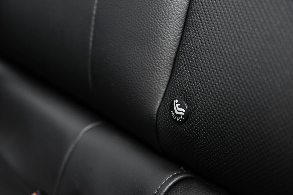 Detalle seguridad ganchos ISO Fix de la camioneta Chevrolet Montana