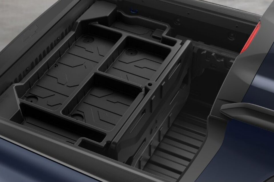 Mira el video sobre la balde multiflex de la nueva camioneta Chevrolet Montana