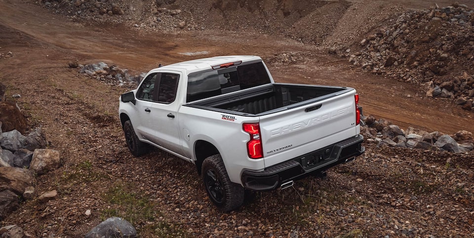 La nueva camioneta Chevrolet All New Silverado Trail Boss Z71 tiene el poder que supera la distancia