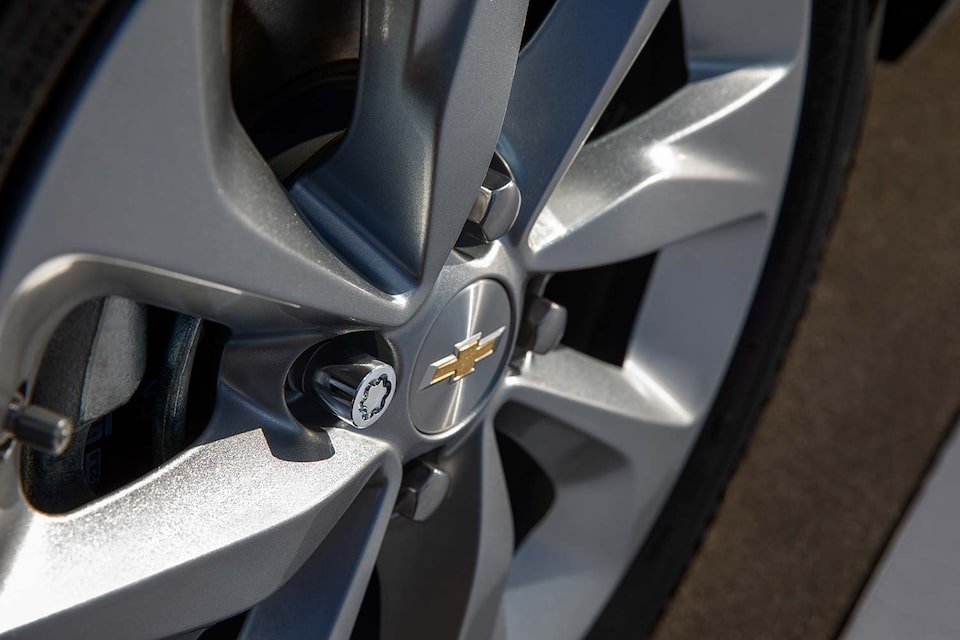 Protege las llantas de tu Chevrolet Bolt EUV con el seguro de llantas