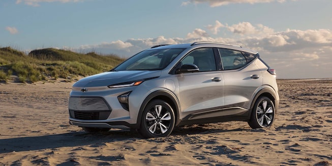 Viaja en familia por la playa en tu Chevrolet Bolt EUV